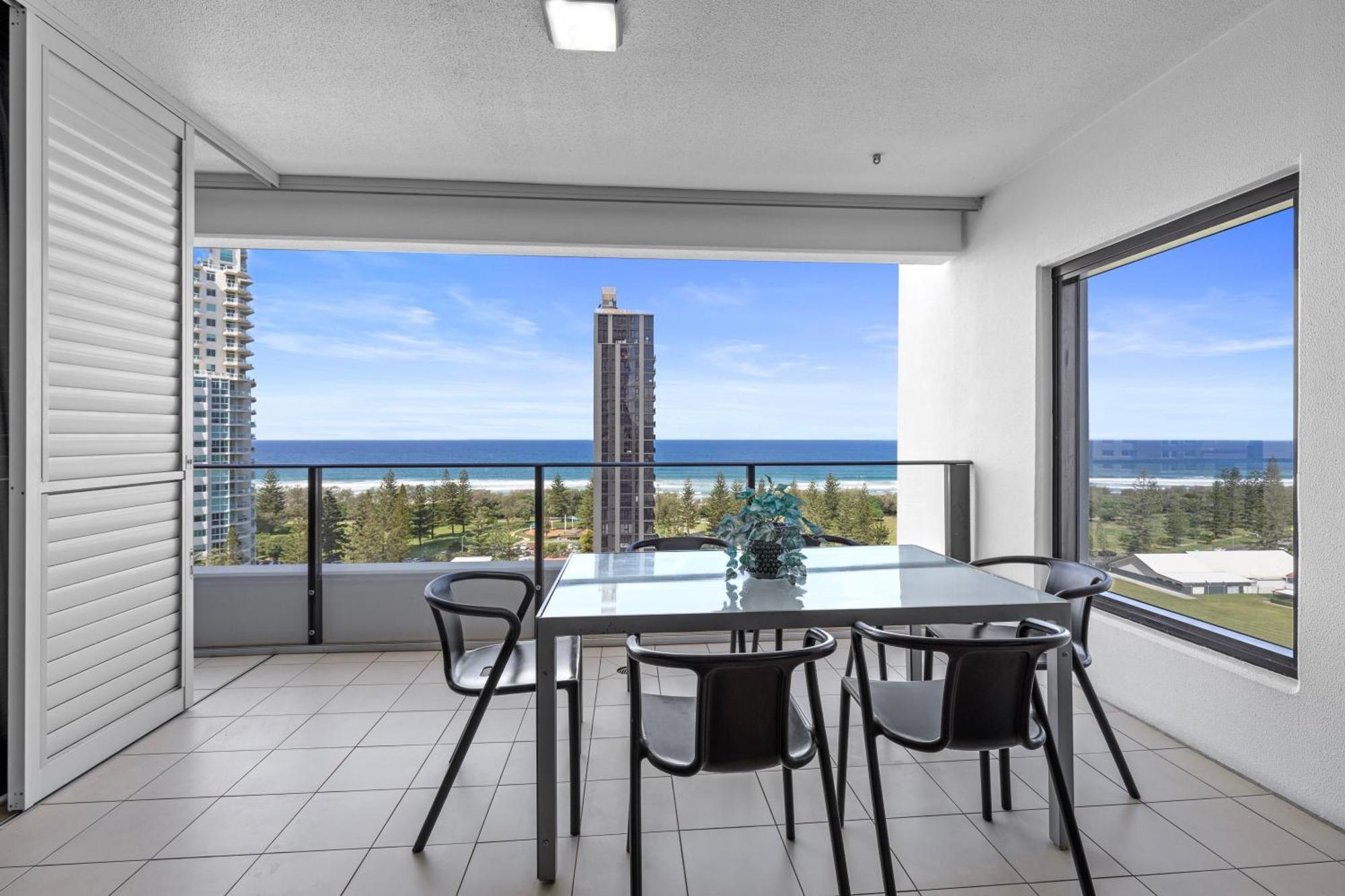 Ultra Broadbeach Gold Coast Exterior photo