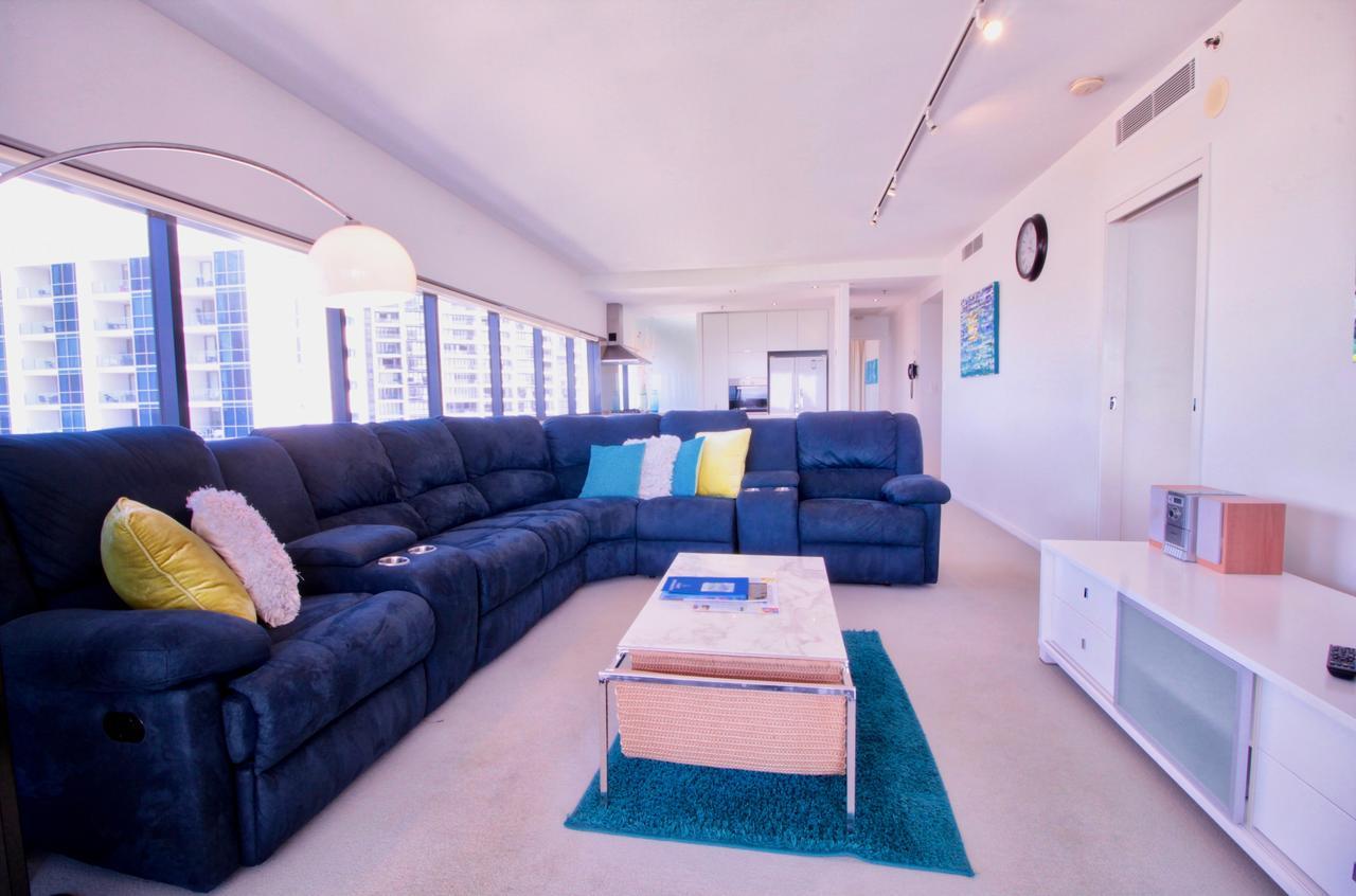 Ultra Broadbeach Gold Coast Exterior photo